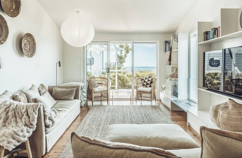 Killcare Heights House | Audrey's at Killcare - Audrey's at Killcare is the place to go for those after some peace, quiet and serenity by the Bay and Beach.