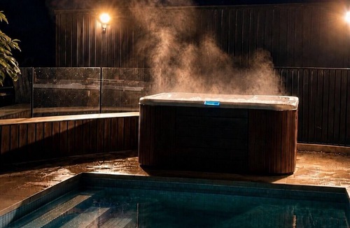 Cape Schanck House | AURORA LUX GROUP RETREAT | HEATED POOL & SPA | CINEMA | GOLF | FINE DINING