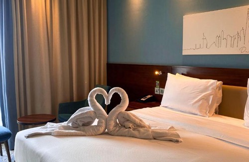 Jabalpur Hotel | Ayushmaan Hotel - near Jabalpur Railway Station