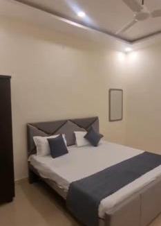 Varanasi House | Badri Vishal