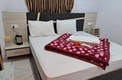 Badrinath Hotel | Badrish Kailasham By StayApart
