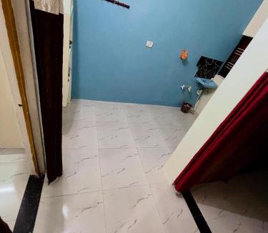 Varanasi House | Bajrang kutirr