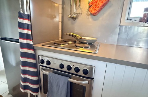 Waterhouse House | Barlavento | A cosy beach shack that feels like home | Long Beach Robe SA.