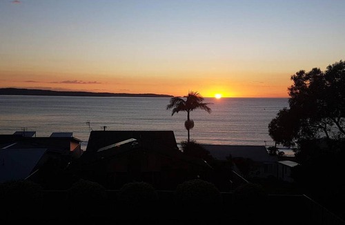 Batehaven House | Batehaven - Pool, Beach, WIFI, Linen, Netflix & Fox Sports