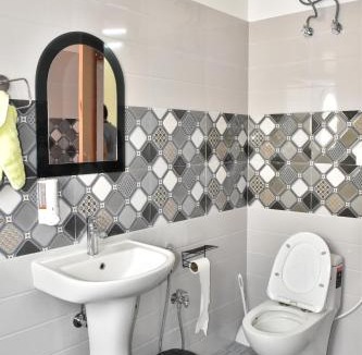 Indira Nagar Apartment | Batohi Inn