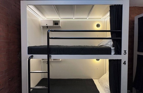 St Kilda Hostel | Bayside House - Hostel