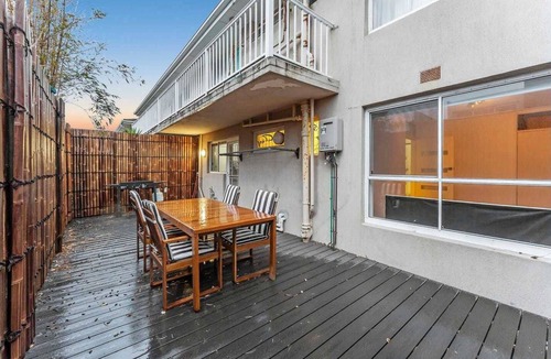 Aspendale Apartment | Beach Front Apartment
