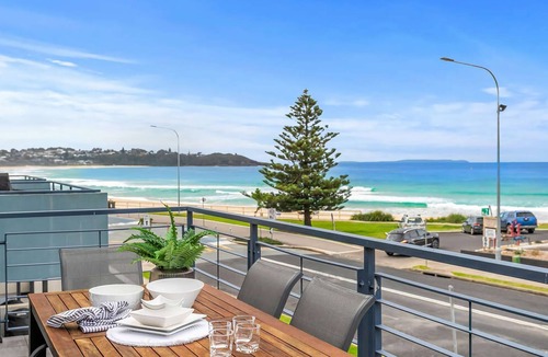 Mollymook Apartment | Beachfront Six - Perfectly located apartment right on the beach
