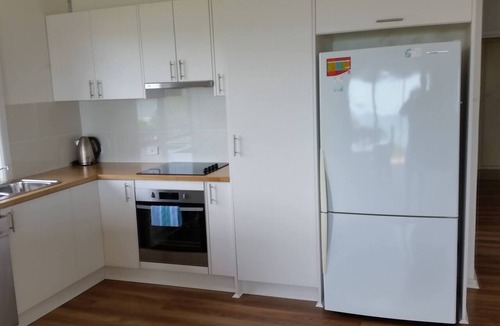 Pambula Beach House | Beachside – 5 B/R, 3 Bath – Pambula Beach