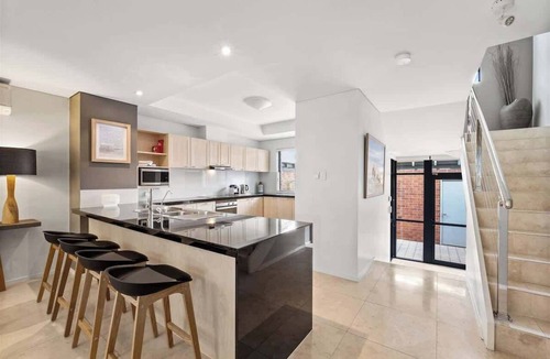 Broadwater House | Beachside Getaway: Family Villa at Sebel Resort