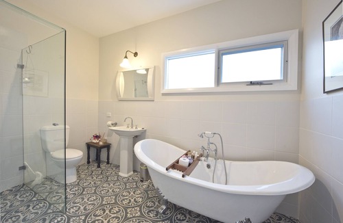 Porcupine Ridge Other | Beautifully restored farmhouse in Porcupine Ridge 5km from Daylesford