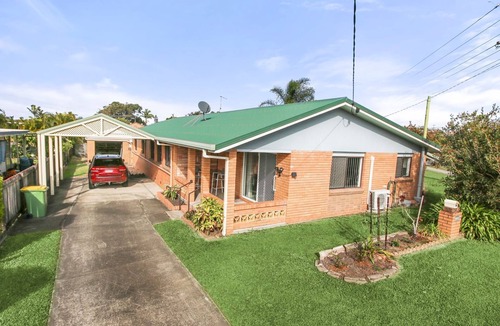 Dicky Beach House | Bell Street 36, Dicky Beach