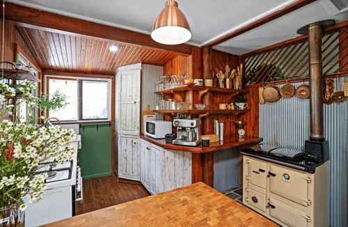 Conondale House | Bellbird Rise Off-Grid Cottage