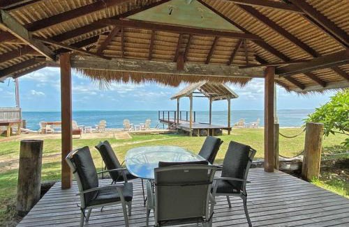 Amity Point Apartment | Belles on Ballow - Possum Lodge
