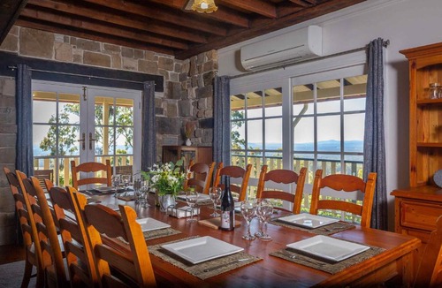 Mount View House | Bimbadeen Mountain House