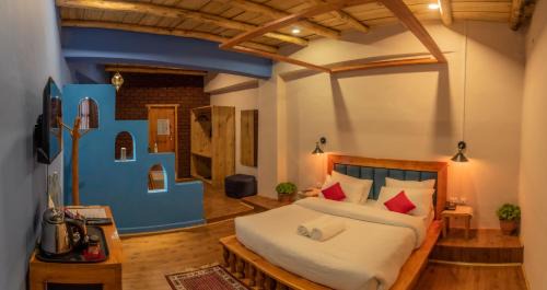 Shargole Hotel | Black Sheep Bed & Breakfast