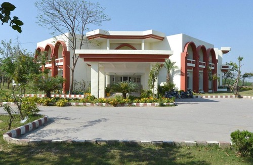 Hisar Hotel | Blue Bird Hisar