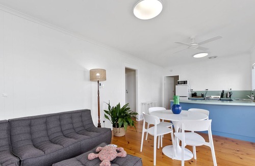 Skenes Creek House | Blue Surf