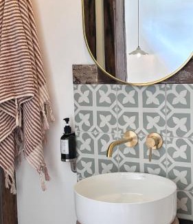 Whitemark Apartment | Bluff Shacks