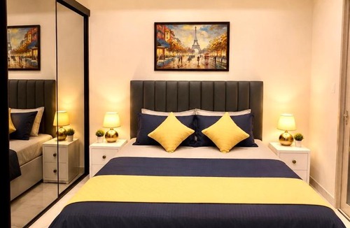 Sector 39 Apartment | Boutique 1BHK Near Medanta Anav Stay