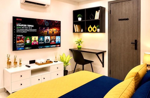 Sector 39 Apartment | Boutique 1BHK Near Medanta Anav Stay
