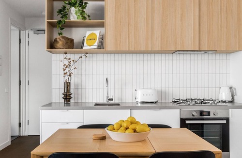 Glen Iris Apartment | BOUTIQUE STAYS - Axel Apartments 102 The Parkin