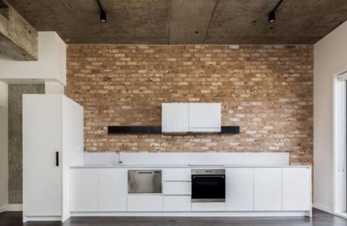 Phillip Apartment | Brand New Spacious Woden Apartment - KingBed&WiFi