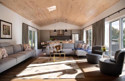 Eganstown House | Brandy Hot Forest Retreat