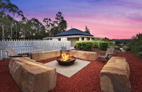Pokolbin House | Brokenback Vineyard Cottage