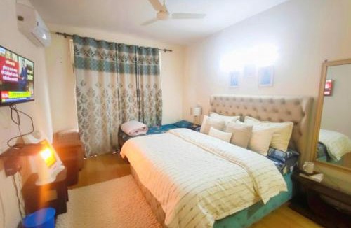 Landran Apartment | Budget Condo Family Stay 2 BHK