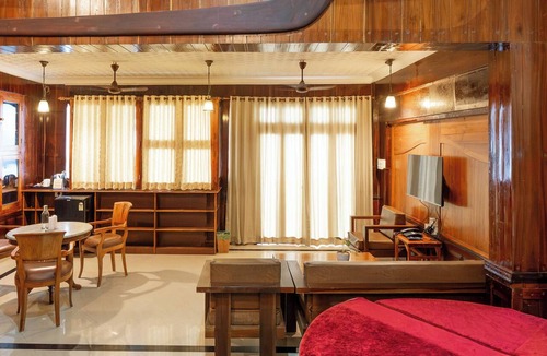 Kovalam Hotel | By The Bay Kovalam