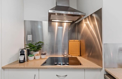 Cairns North Apartment | Cairns Hideaway - Pool and spacious