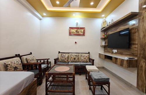 Mohangarh Apartment | Casa InteliStay Smart, Stylish 2BHK in Lucknow