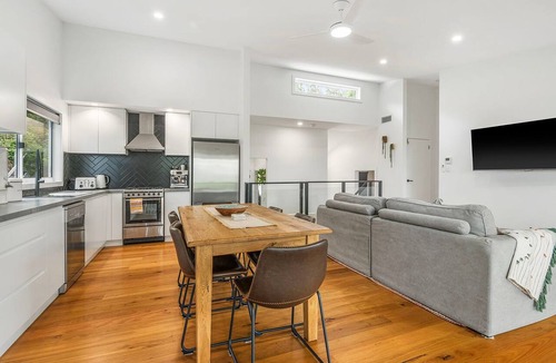 Crescent Head House | Casuarina Crescent: A Luxurious Retreat for Two Families