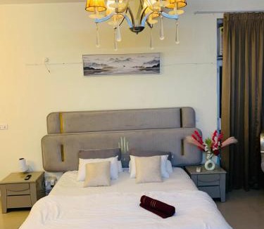 Gomti Nagar Villa | Celebirity garden 4 bhk -5 Bed Lulu and plassio mall gomti nagar
