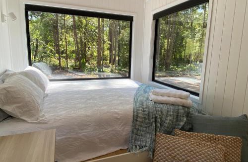 Peachester Villa | 'Chartreuse' Tiny Home on Green Valley Fingerlime Farm