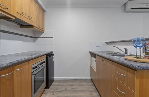 Perth Central Business District Apartment | Cityscape on Mounts Bay – Walk to Kings Park 1BR Apartment