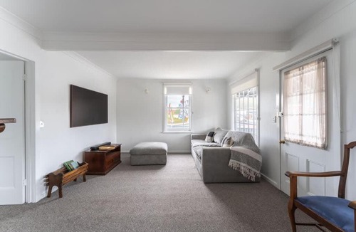 Latrobe House | Classic 1800s Charmer with WiFi and Parking