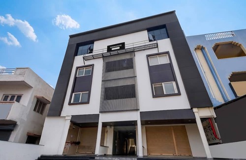 Kurnool House | Classic Hotel Lakshmi's Pride
