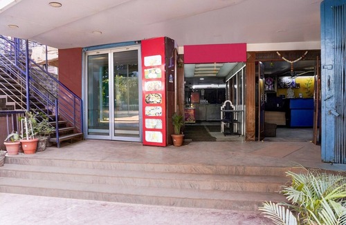 Hubli House | Classic with Twin BedChalukya Residency & Hotel