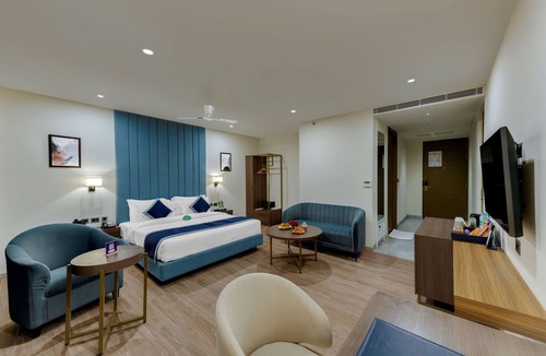 Varanasi Hotel | Click Collection Grand Gateway Varanasi