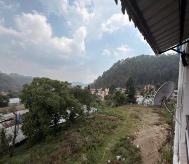Shyamkhet Apartment | Cloud View Homestay- 2BHK with Caretaker- Bhowali