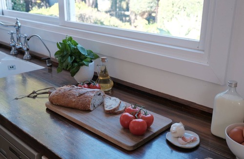 Toolijooa House | Clover Hill Cottage, between Gerroa and Berry