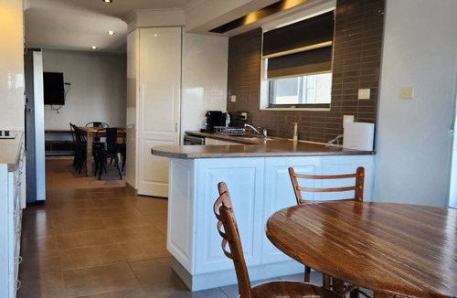 Surf Beach House | "Coast Leumeah " Surf Beach nPhillip Island, close to beach & pet friendly home