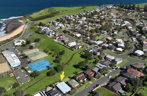 Gerringong House | Coastal Breeze, Gerringong - 4pm check out Sundays, except Peak Season