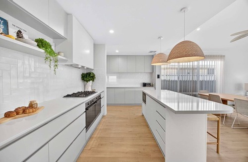 Madora Bay Apartment | Coastal Luxe 4-Bed House in Madora Bay