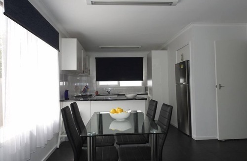 Sale House | Codrington Short/Long Stay Accommodation