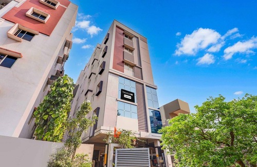 Dwaraka Nagar House | Collection O Dwarka Nagar Ramatalkies