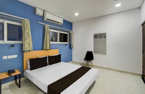 Begumpet Hotel | Collection O Erragadda Metro Station