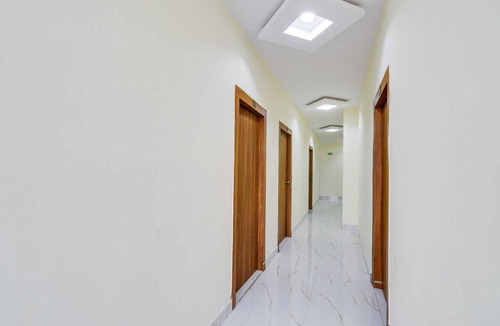Hyderabad House | Collection O Nadargul Hyderabad
